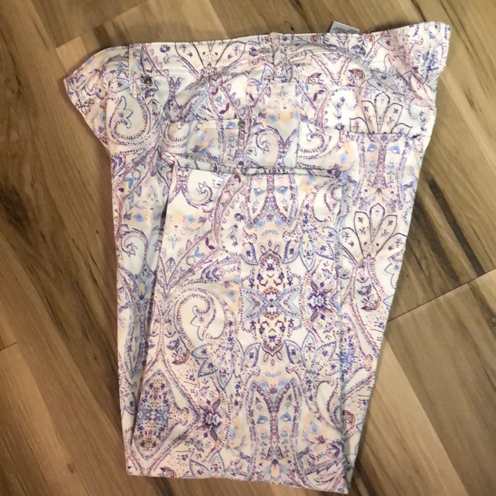 CHICO SLIM CROP 12P, zipper and button closure, belt loop, 5 pocket design